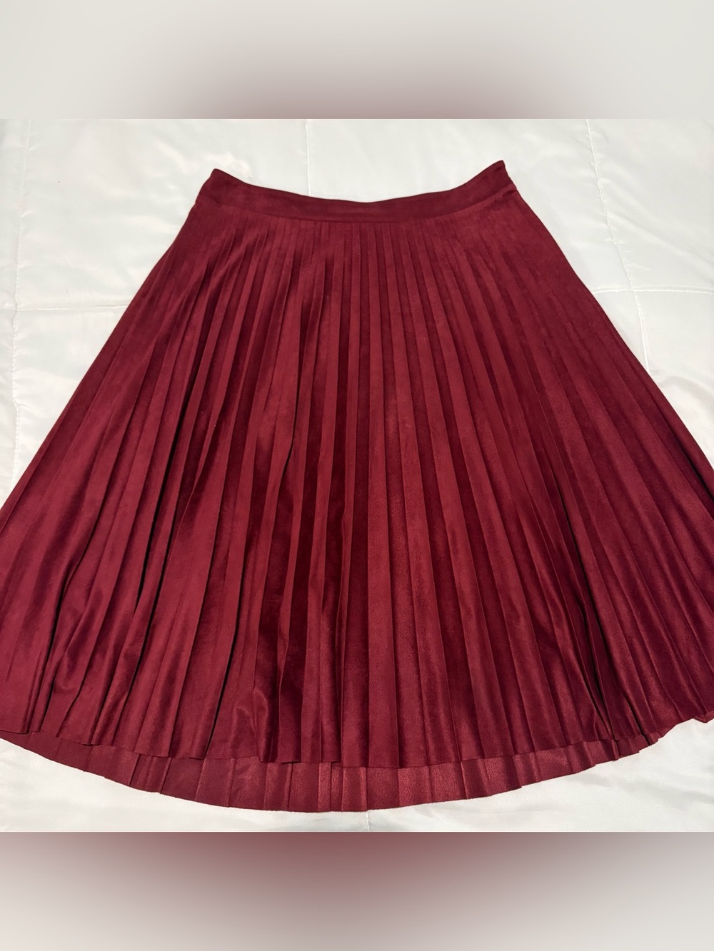 Liz Claiborne Wine Red Pleated Midi Skirt